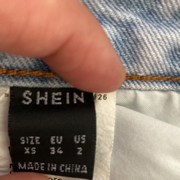 ♻️High waisted shorts - Picture 3 of 3